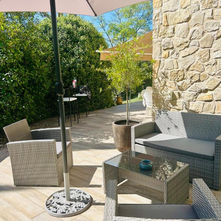 Paisible Rez-de-jardin de villa - Côte d'Azur - Appartement 2 Chambres avec Terrasse - 29