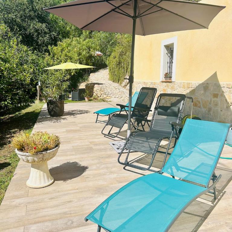 Paisible Rez-de-jardin de villa - Côte d'Azur - Appartement 2 Chambres avec Terrasse - 31