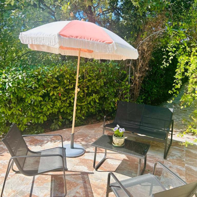 Paisible Rez-de-jardin de villa - Côte d'Azur - Appartement 2 Chambres avec Terrasse - 39