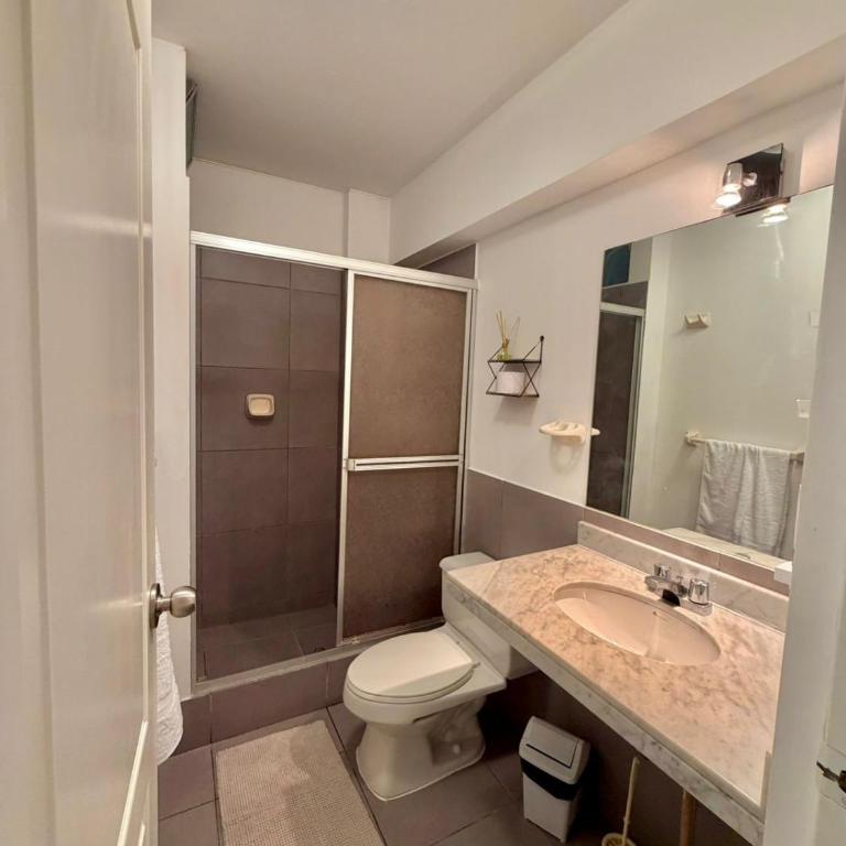 Casa de Liz - Two-Bedroom Apartment - 3