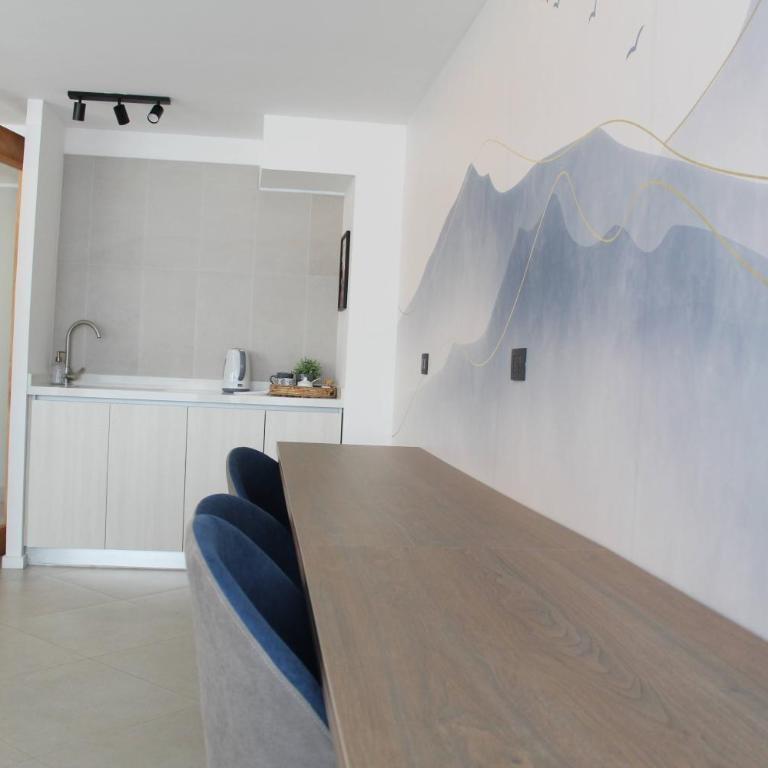 Felipe's Loft - Two-Bedroom Apartment - 19