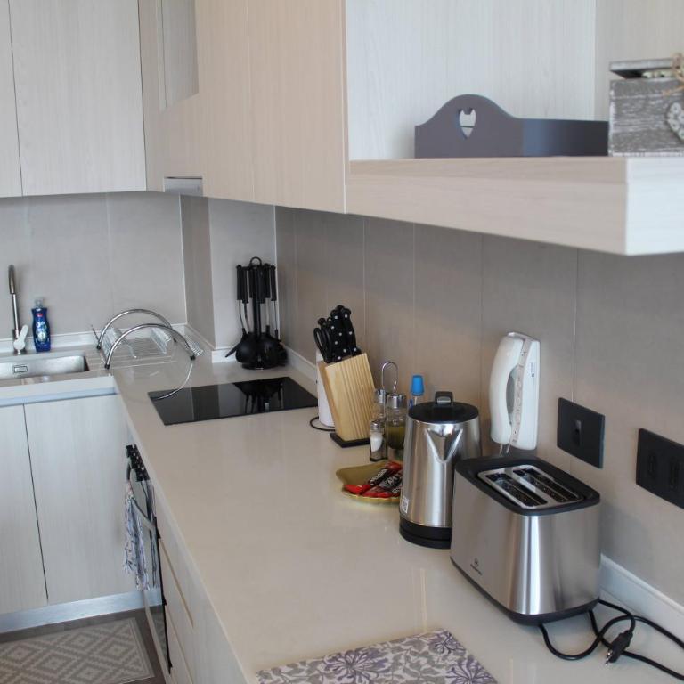 Felipe's Loft - Two-Bedroom Apartment - 11