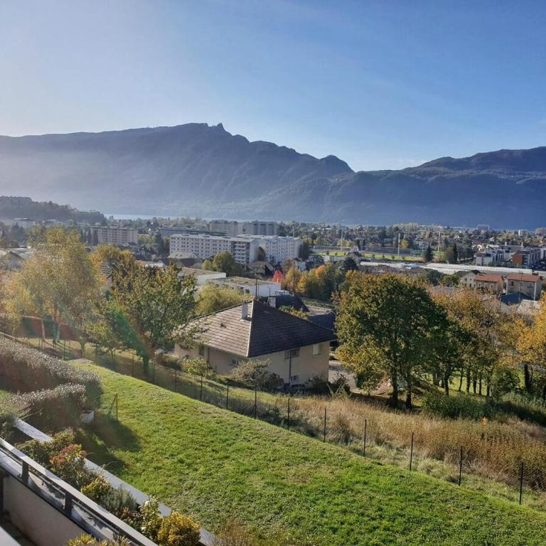 Appartement 73m2 2 chambres parking vue Lac - Appartamento con 2 Camere da Letto - 4
