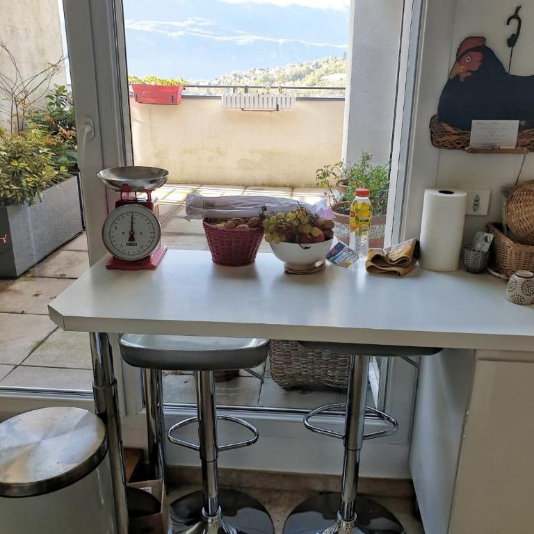 Appartement 73m2 2 chambres parking vue Lac - Appartamento con 2 Camere da Letto - 12