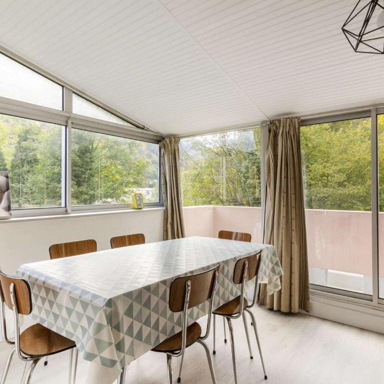 Appartement 4-6 Pers, Exposé Sud, Parking, Balcon, Proche Navette Gratuites, Râtelier à Ski - FR-1-401-152 - Studio - 3