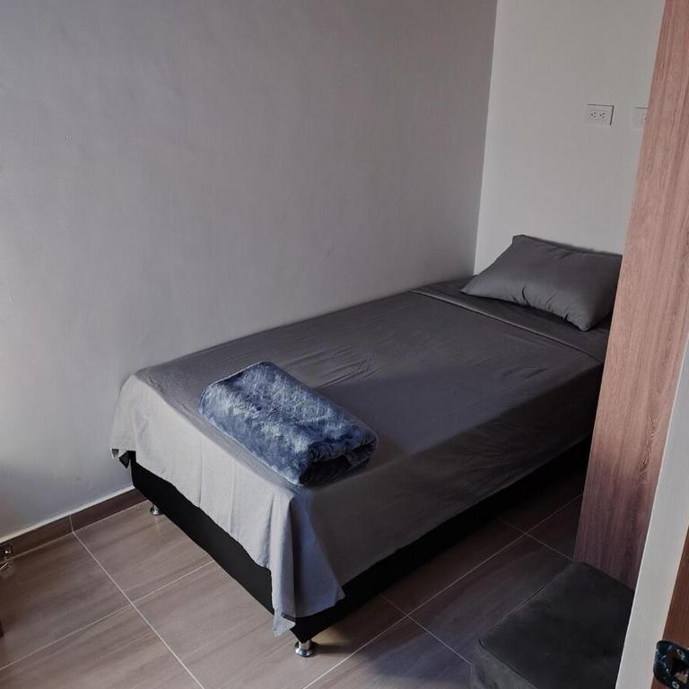 Apartamento Nuevo con Vista y Gran Ubicación, Belén - Two-Bedroom Apartment with City View - 10
