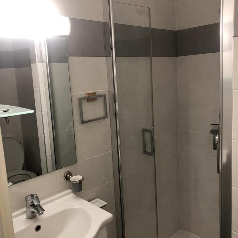 Appartement T1 29 m2 lumineux Vue lac garage - Appartamento con 1 Camera da Letto - 12