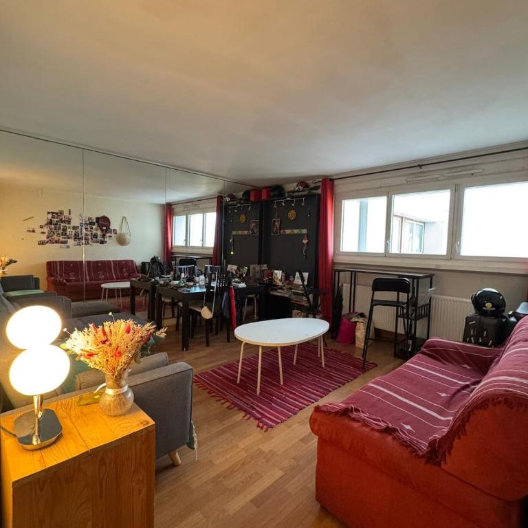 Eiffel Tower view & Swimming Pool, Cosy appartment - Center - Appartement 1 Chambre - 1