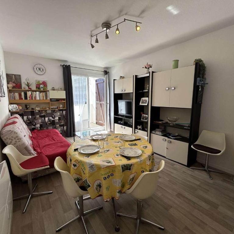 SH020-022 - Appart 2 pièces 4 couchage- SAINT HILAIRE DE RIEZ - Appartement 1 Chambre - 2