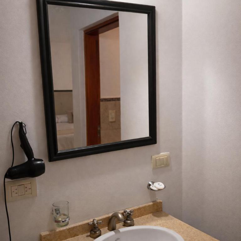 Panacea Hotel - Habitación Doble Deluxe con vistas al jardín - 1 o 2 camas - 4
