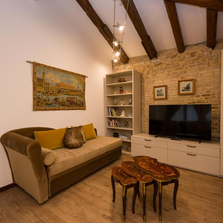 Cà de l'oca 4327 in The Heart of Venice - Three-Bedroom Deluxe Apartment - 31