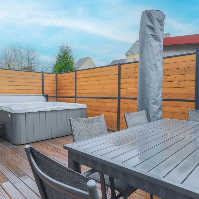 La Maison Ridoux - Spa Centre 8 min Cathedrale - Apartment - 15