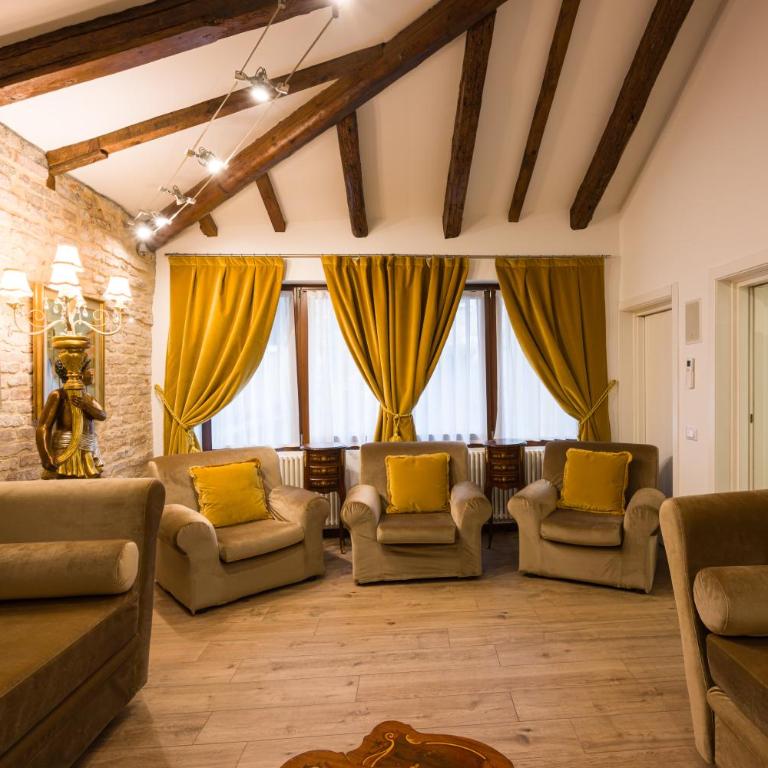 Cà de l'oca 4327 in The Heart of Venice - Three-Bedroom Deluxe Apartment - 6
