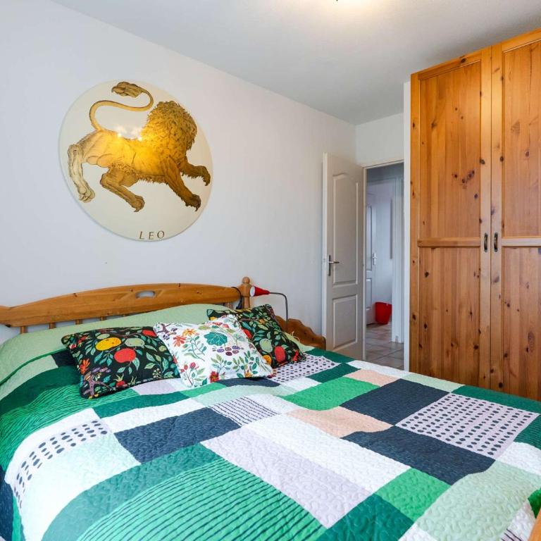 Villa spacieuse avec parking, jardin, animaux admis - FR-1-409-289 - Villa - 19