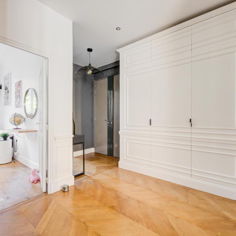 Elegant appartement au pied de Montmartre - Appartement 3 Chambres - 2