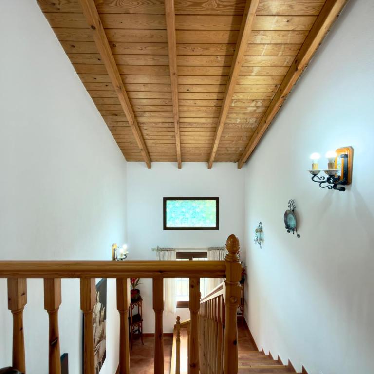 Finca La Terraza - Five-Bedroom House - 7