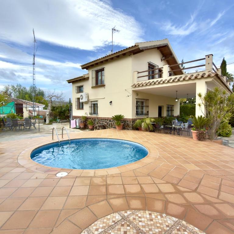 Finca La Terraza - Five-Bedroom House - 11