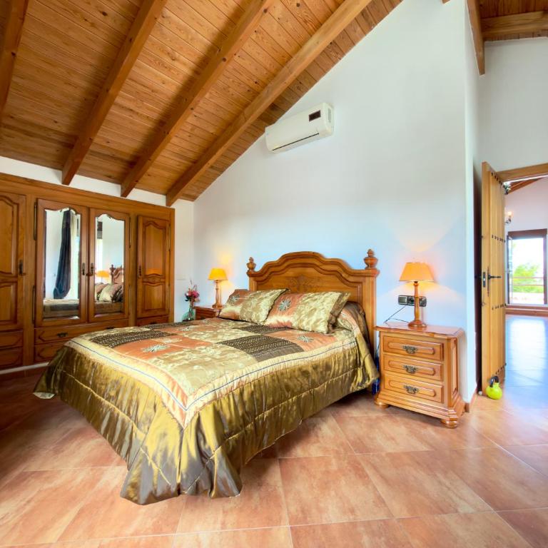 Finca La Terraza - Five-Bedroom House - 20
