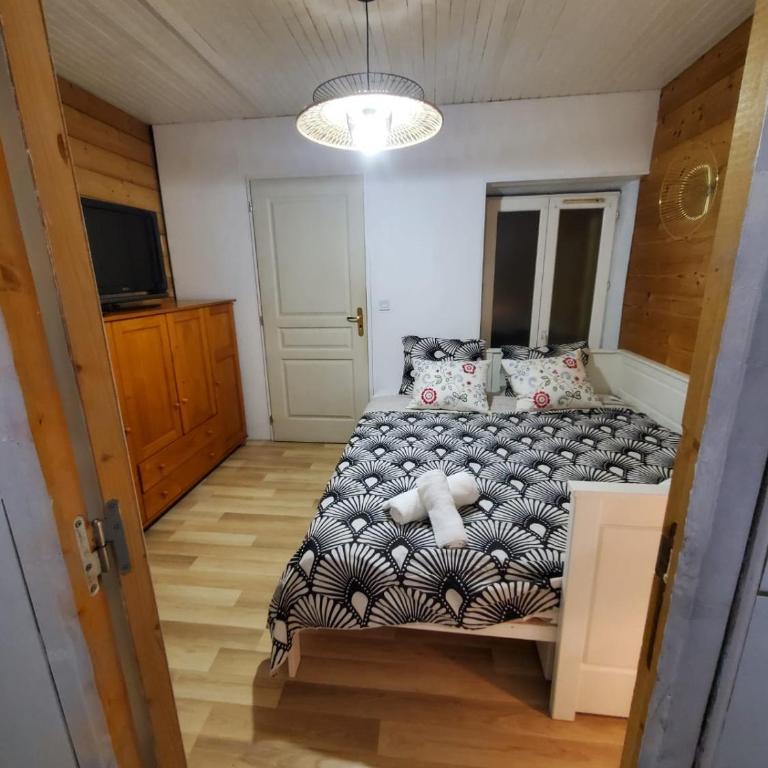 Chambre indépendante tout confort avec douche et WC privés - Apartamento de 1 dormitorio - 14