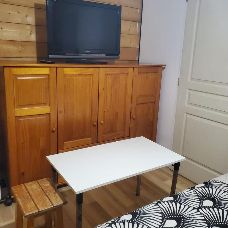 Chambre indépendante tout confort avec douche et WC privés - Apartamento de 1 dormitorio - 3