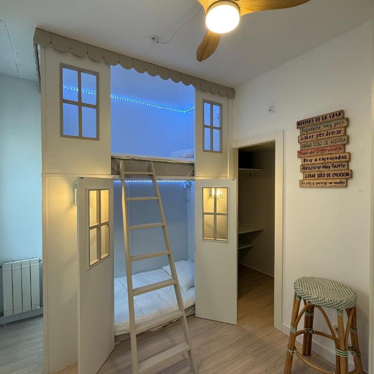 El refugio de Chamberi - Two-Bedroom Deluxe Apartment - 22