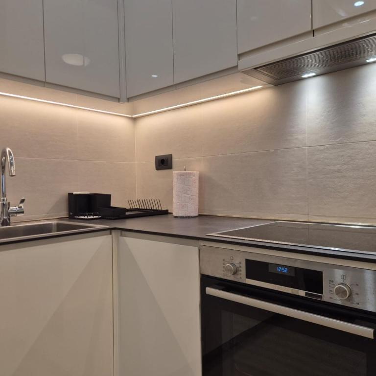 A Blok Modern Apartment - One-Bedroom Apartment - 36