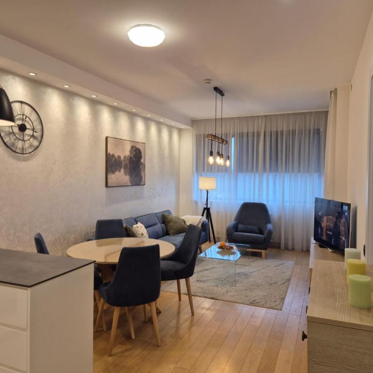 A Blok Modern Apartment - One-Bedroom Apartment - 57