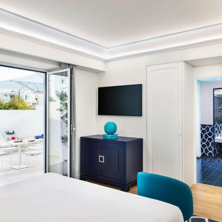Pazziella, a Luxury Collection Hotel, Capri - One-Bedroom La Dolce Vita Suite with King Bed and Patio - 2