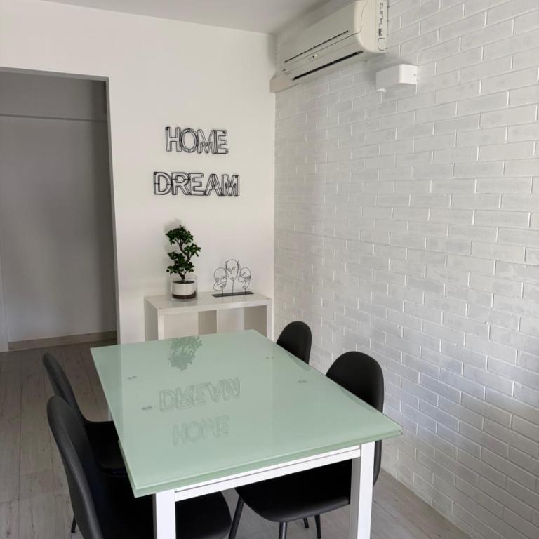 Lignano Riviera Apartment Pt - Two-Bedroom Apartment - 4