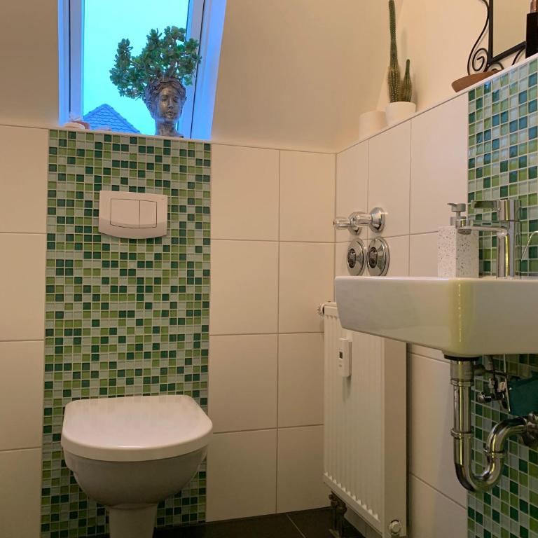 FRIDA - Dachpalais, nahe City, HBF und Wertach-Park - Two-Bedroom Apartment with Balcony - 17