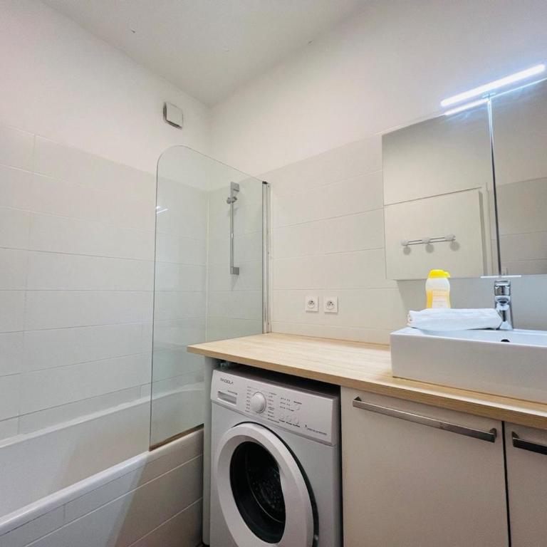 319 Berthelot - 1 Bedroom - Monplaisir - Appartamento con 2 Camere da Letto - 7