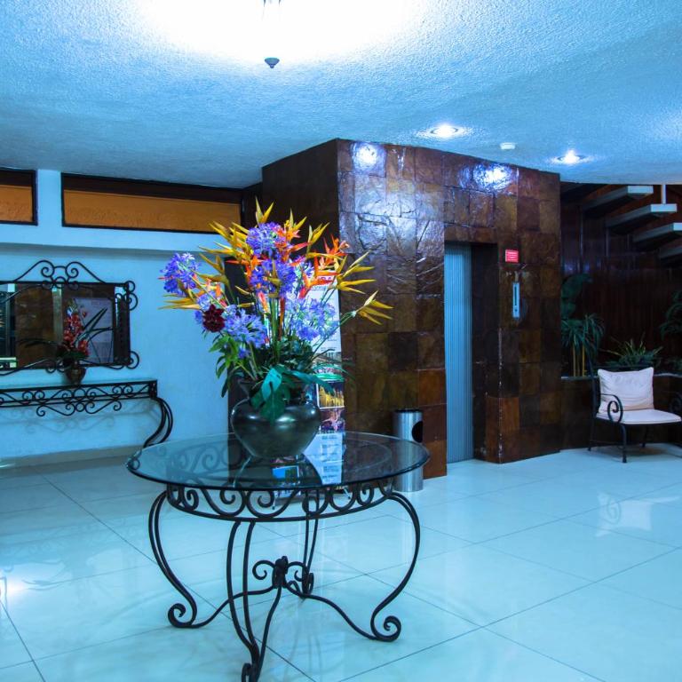 Hotel Ambassador Mérida - Habitación Doble - 8