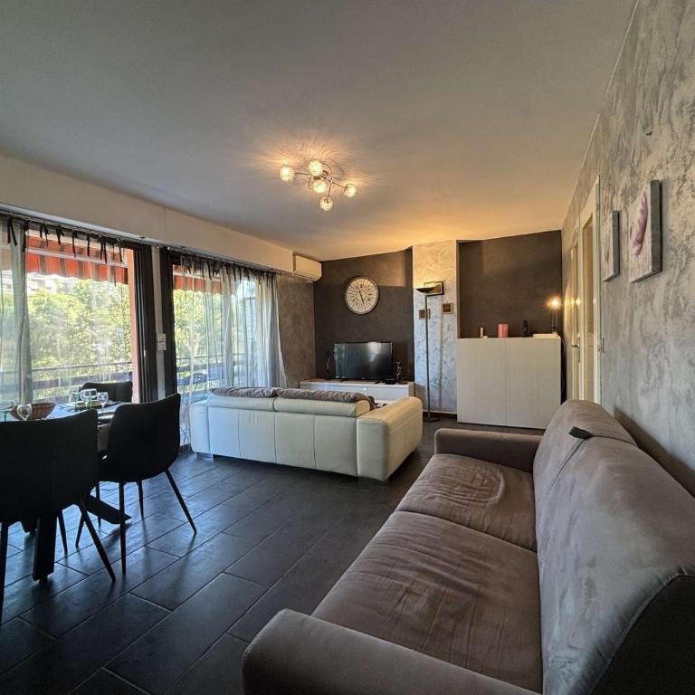 CA900-020 APPARTEMENT 2 PIECES 4 Personnes A CAVALAIRE SUR MER - Appartement - Vue sur Jardin - 10