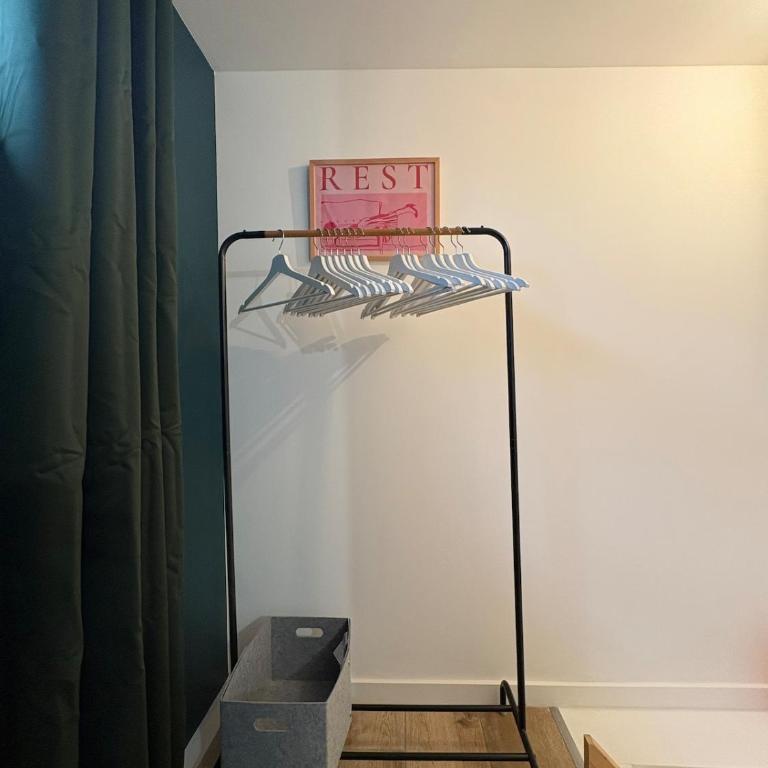 Duplex - pop et coloré - au cœur du centre ville - Appartement 1 Chambre - 19