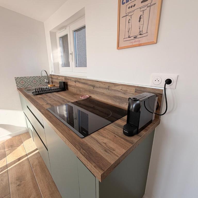 Duplex - pop et coloré - au cœur du centre ville - Appartement 1 Chambre - 22