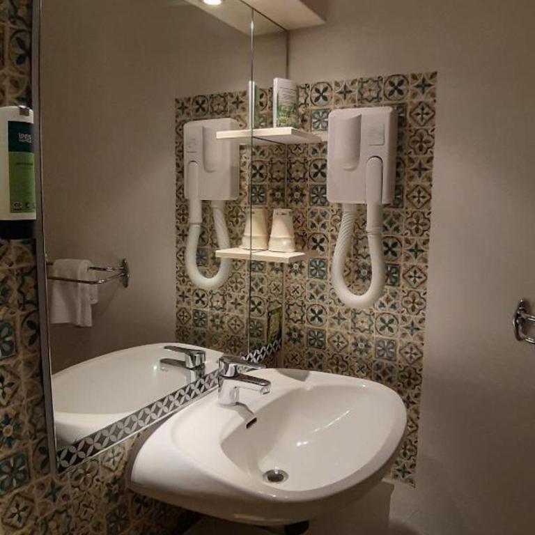 Hotel De La Route Verte - Chambre Double ou Lits Jumeaux - 7