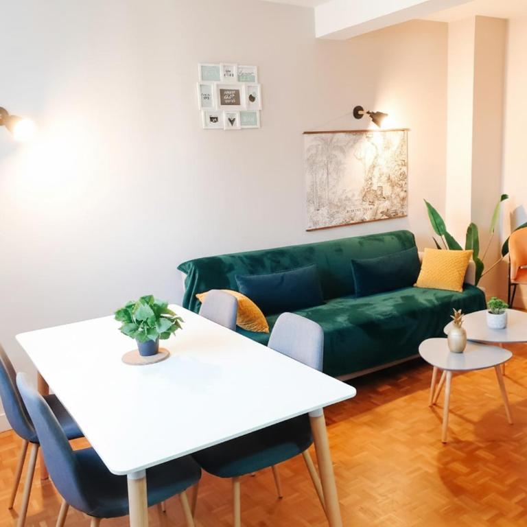 New Cosy Home - T5 - Grand appartement avec parking gratuit - Four-Bedroom Apartment - 3