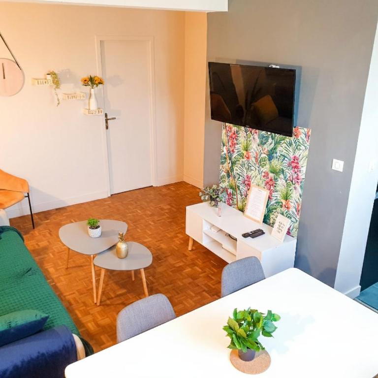 New Cosy Home - T5 - Grand appartement avec parking gratuit - Four-Bedroom Apartment - 11