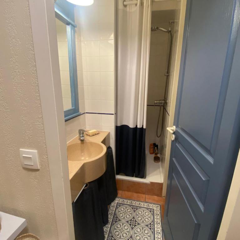 Maison villa Lilou, Pierre et vacances, avec piscine, vue golf, plage à 10 min à pied, linge inclus - Maison 3 Chambres - 10