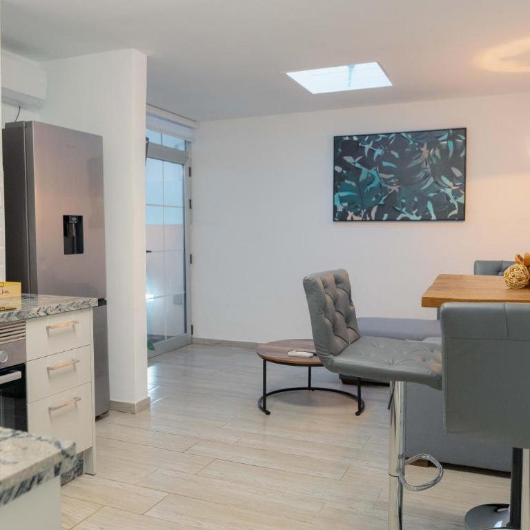 Modern apartment with wifi and AC - Apartamento de 1 dormitorio - 21