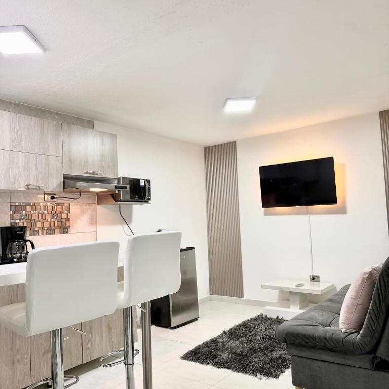 Apartamento Cerca Del Aeropuerto - Apartamento Estándar - 1