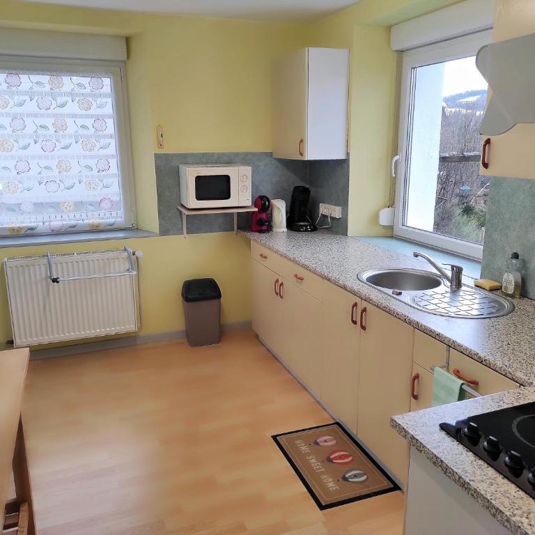 PARME Appt spacieux et calme plein sud, vue panoramique - Appartement - Rez-de-Chaussée - 6
