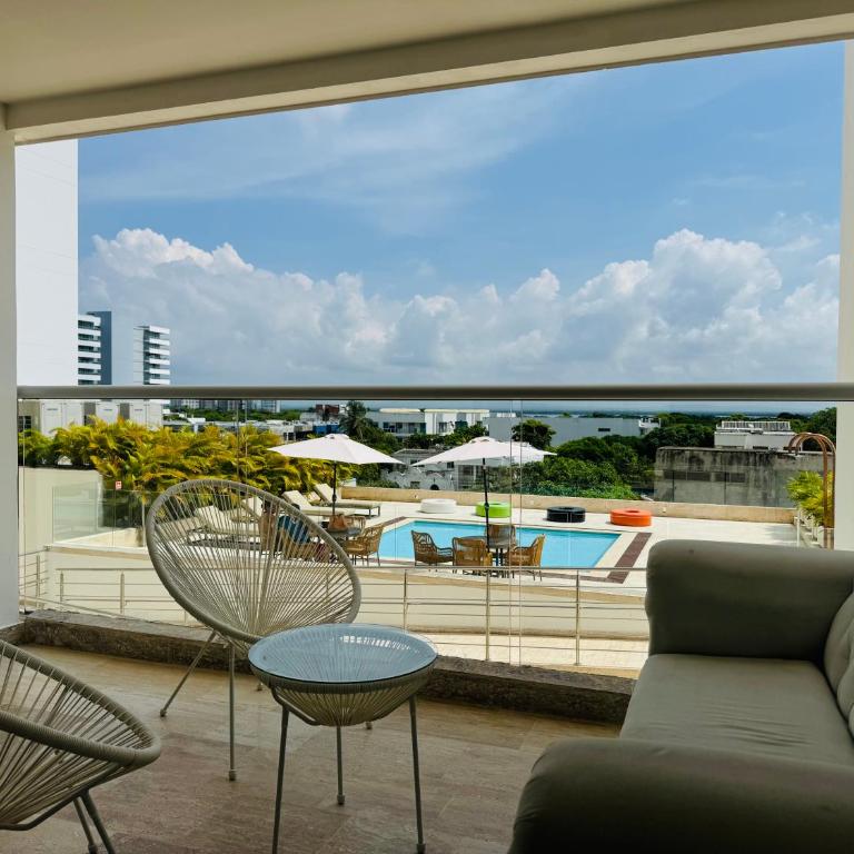 Amazing loft - 2 minutes from the airport! - One-Bedroom Apartment - 21
