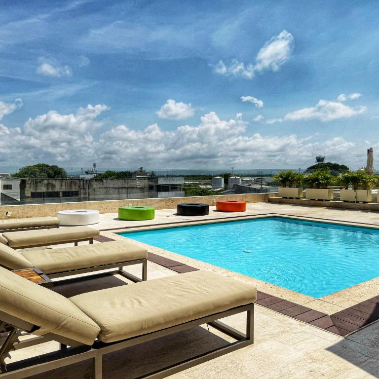 Amazing loft - 2 minutes from the airport! - One-Bedroom Apartment - 29