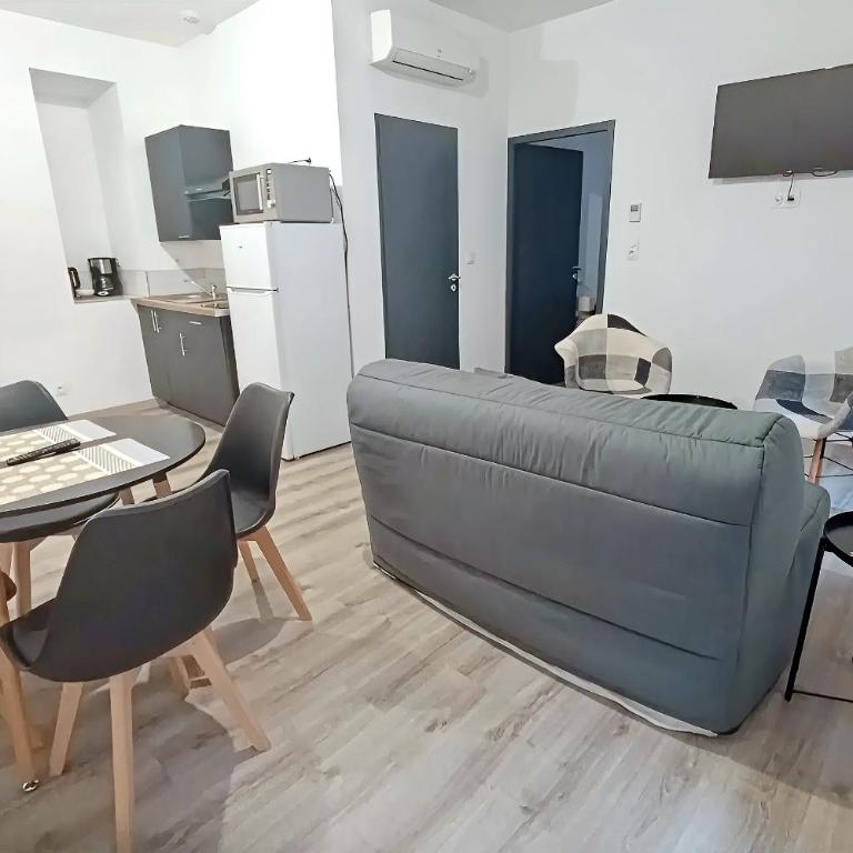 apt 5, 1er étage, un T2 avec terrasse, 4 couchages - Apartamento de 1 dormitorio - 15