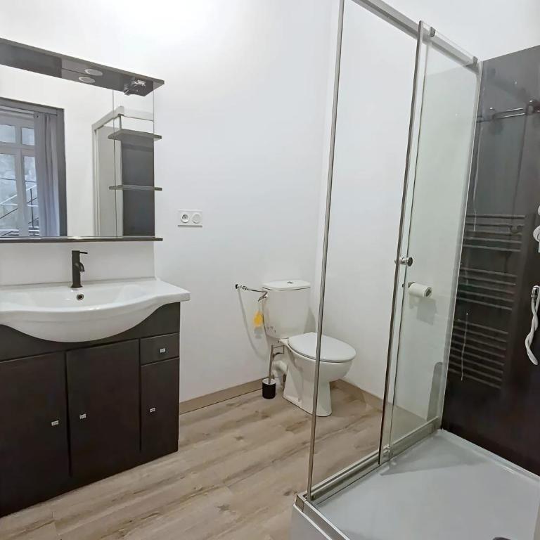 apt 5, 1er étage, un T2 avec terrasse, 4 couchages - Apartamento de 1 dormitorio - 16
