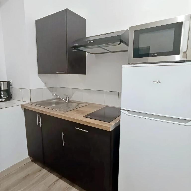 apt 5, 1er étage, un T2 avec terrasse, 4 couchages - Apartamento de 1 dormitorio - 19