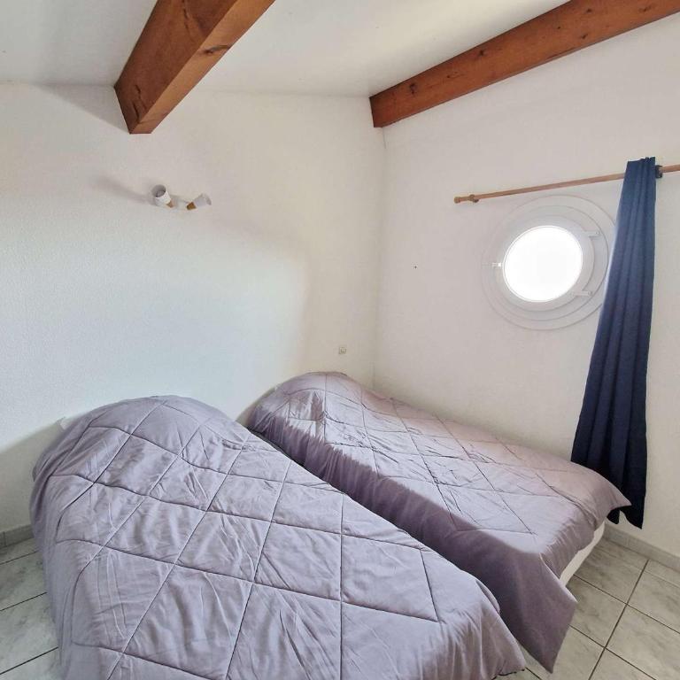 Appartement bord de mer avec terrasse, parking, animaux acceptés - FR-1-387-215 - Appartement - 4