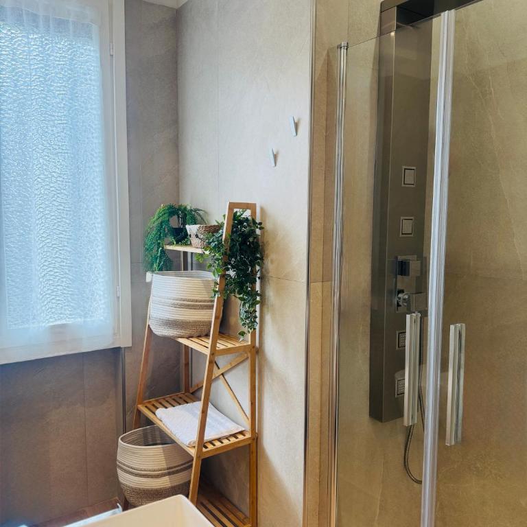 ELIOS LIVING - Parcheggio Privato, Vicino al centro, 200m dal Mare - Appartamento Superior con 1 Camera da Letto e Balcone - 41