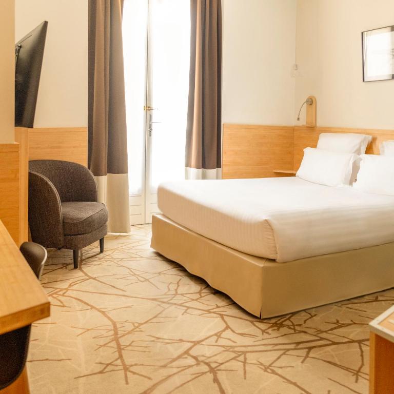 Grand Hotel Francais - Chambre Lit Queen-Size Deluxe avec Balcon - 2